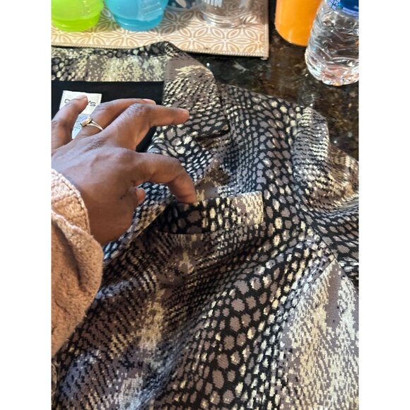 Chicos Snake Print Blazer Jacket With Button Closure Lined Size 1Office Career - Picture 7 of 9